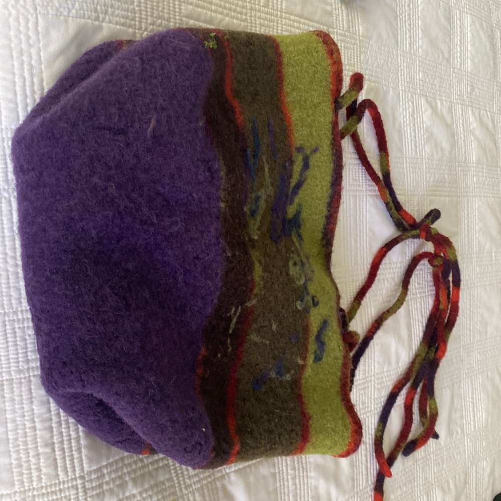 BRAND NEW BOILED WOOL PURSE